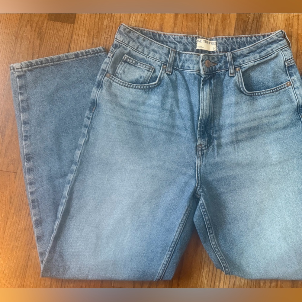 We The Free High Rise Slim Straight Leg Jeans - Size 30